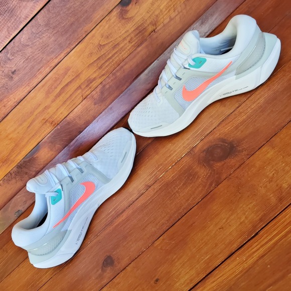 Nike Air Zoom Vomero 16 Shoes Women 8.5 White Running Sneakers - Picture 5 of 10